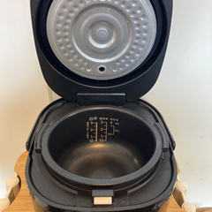 シャープ　炊飯器　ブラックの画像