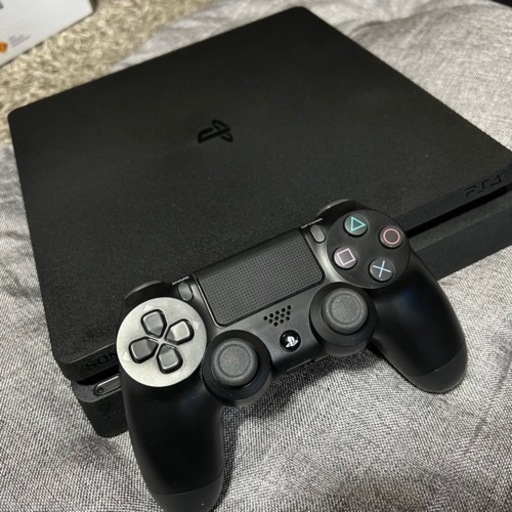 ps4 CUH-2200A jet Black 500GB