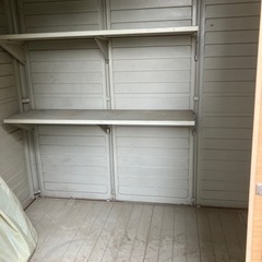 引き渡し予定となりました。ヨドコウ物置　木目　　　220cm×155cm高さ210の画像