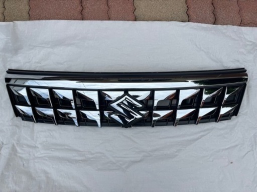 値下げしました）MK53Sスペーシア（後期）純正グリル