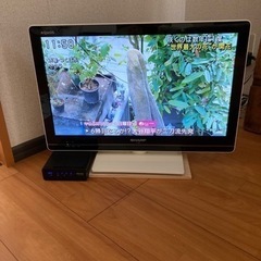 SHARP AQUOS 22型+ HDDセットで。の画像