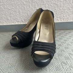 パンプス