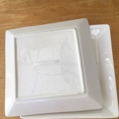 お皿　3枚の画像