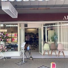 店舗様向けアパレル卸、仕入（洋服屋、アパレルショップ、セレクトショップ、古着屋、洋品店、衣料品店様など）。他店舗との差別化、新規店舗開店の仕入に最適です。他とは違う仕入先をお探しのかたは、ぜひ一度ご覧ください。店舗見学もやっております。の画像