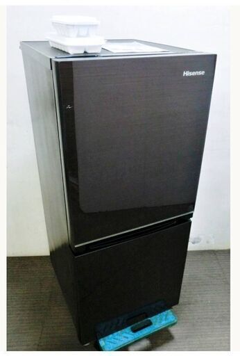 美品　高年式　2021年製　2ドア　冷蔵庫　134L　動作良好　ガラストップ　　Hisense　ハイセンス　一人暮らし　学生　単身赴任　マンスリー
