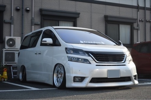 20ヴェルファイア フロントグリル 前期モデリスタ