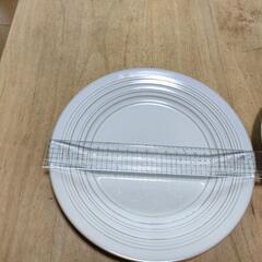 食器(平皿2枚)の画像