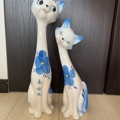 【格安で】猫の陶器の置物の画像