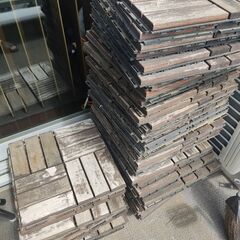 IKEA 中古　RUNNEN ルッネン ウッドデッキ 屋外用（~...