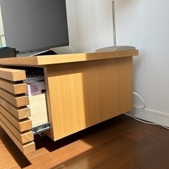 大型テレビ対応、木製テレビボードの画像
