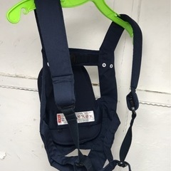 combi ニンナナンナ 抱っこ紐の画像