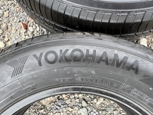 夏タイヤ　ヨコハマ　ADVAN db 195/65R15 4本