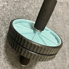 腹筋ローラー