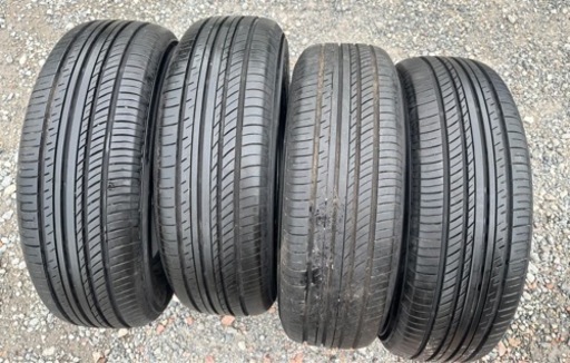 夏タイヤ　ヨコハマ　ADVAN db 195/65R15 4本