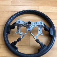 ハイエース 200系 純正 ハンドル 値下げしました！の画像