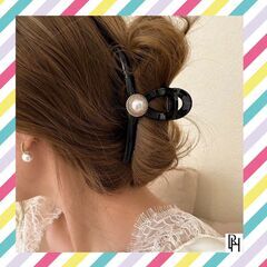 【♡新品♡】ヘアクリップ 髪留め 大きめ　黒　バレッタ ヘアアク...