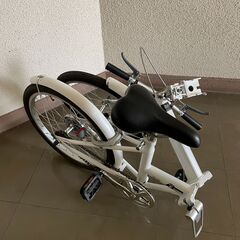【北見市発】ヴィレ VILLF 折り畳み自転車 G170116b69 20インチ ギアなし 白 FDB-200 (E1690ashtY)の画像