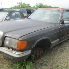 メルセデス―ベンツ126-560SEL-フロントーバンパー販売