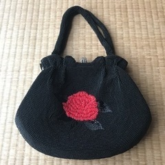 ビーズバッグの画像