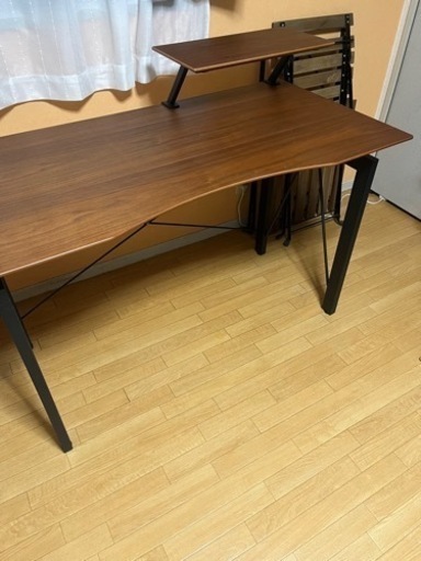 今週中・・・3,500円【デスク】天然木(新品同様)