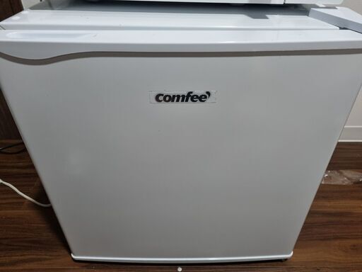 6ヶ月使用した冷蔵庫です。