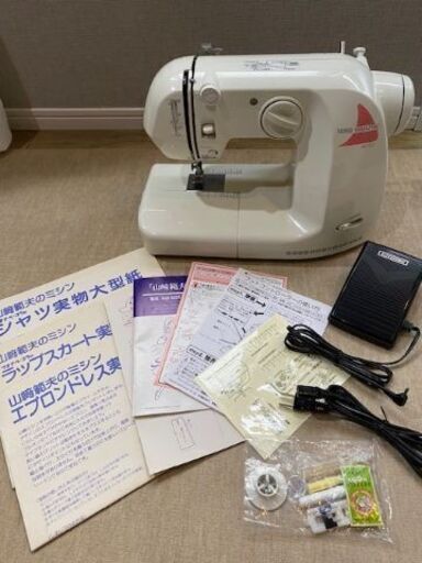 山崎範夫のミシン　AG-001　家庭用　コンパクトミシン 通販生活 アシックスヤマザキ