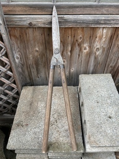 ②刈り込み大鋏