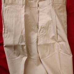 メンズパンツ夏物82cm新品ライトベージュの画像