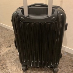 スーツケースの画像
