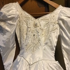 【⭐︎お値下げ⭐︎】ウエディングドレスの画像