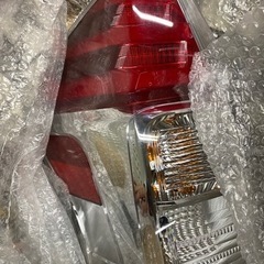 プリウスα後期のテールレンズ‼️【左側のみ】