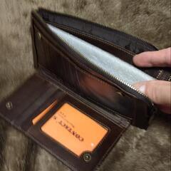 【新品】レザー 本革 ２つ折り長財布の画像