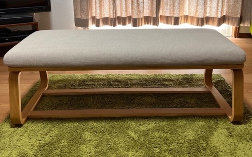 無印良品リビングでもダイニングでも使えるベンチ　オーク