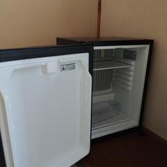 商談中　無料　小さい冷蔵庫の画像