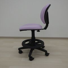 デスクチェア（紫）（小金井市再生家具）品番：05-05-26 ※対象者は小金井市在住者のみ※新規優先の画像
