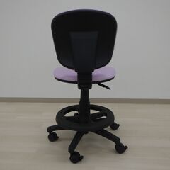 デスクチェア（紫）（小金井市再生家具）品番：05-05-26 ※対象者は小金井市在住者のみ※新規優先の画像