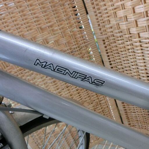 シティサイクル 27インチ MAGNIFAS 6段切替 シルバー 自転車 6段変速