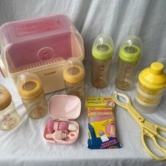 哺乳瓶、消毒器、ストックケース、トング