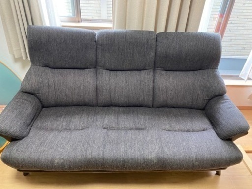 中古品 ニトリ　3人ソファ