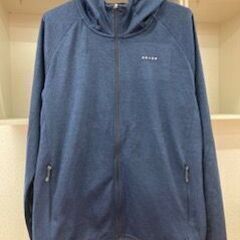 薄手フルジップパーカー　Lサイズ