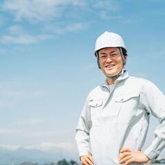 【日払い】現金手渡しOK！！社員寮完備♪建設現場スタッフ
