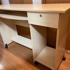 PCデスク　キーボードテーブル　鍵付き収納付き