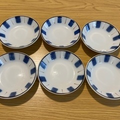 のぞき（刺身醤油皿）とおちょこ