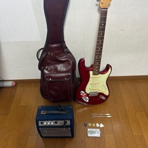 （お譲り先、決まりました）エレキギターとギター用品
