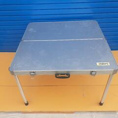 アルミ製キャンピングテーブルの画像