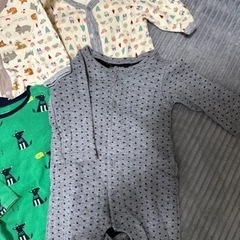 【無料で差し上げます！】ベビー服　ロンパース　8点セットの画像