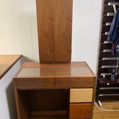 ウォールナット製　オーキタ家具　ドレッサー　