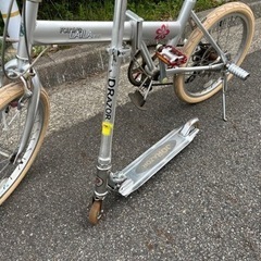 折りたたみ自転車　キックボード　2点セット　ジャンク品の画像