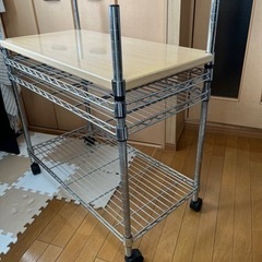組み立て式メタルラックの画像
