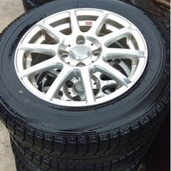 スノータイヤ4本　ブリザックVRX 175/65R14  1シーズンのみ使用